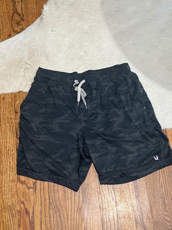 Vuori Other - Vuori Men’s Shorts – Size L – Black Camo – Excellent Used Condition